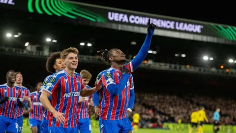 “利物浦同城战败，冠军征程遇阻”