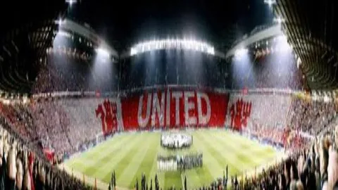 切尔西大胜阿斯顿维拉，卢卡库梅开二度，科瓦契奇送出关键助攻